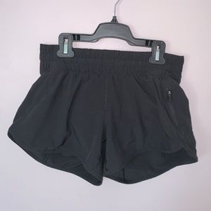 Lululemon tracker shorts (4”) - black